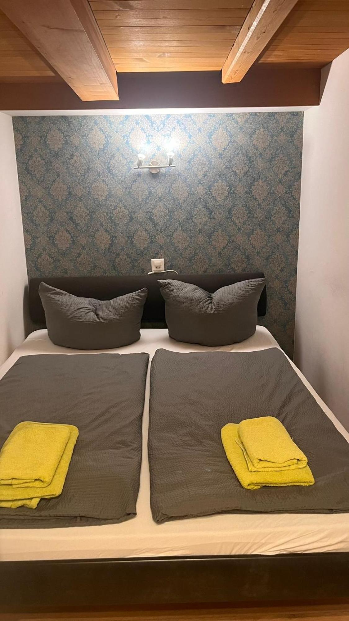 "Terrasse" Nessental Hotel Gadmen Bagian luar foto